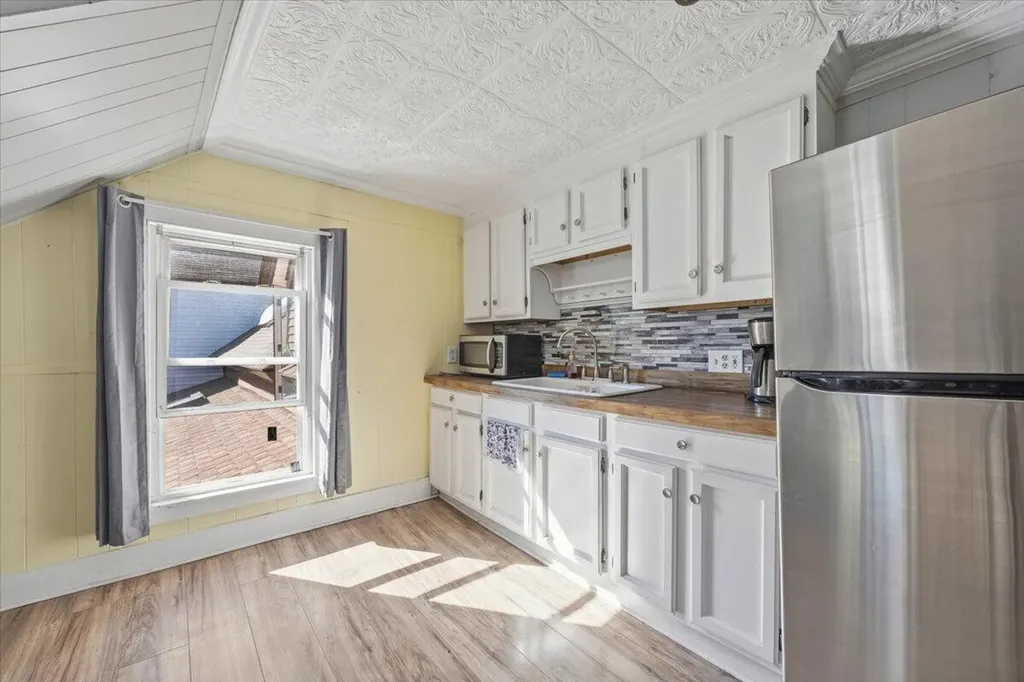 152 Prospect Street Biddeford ME 04005