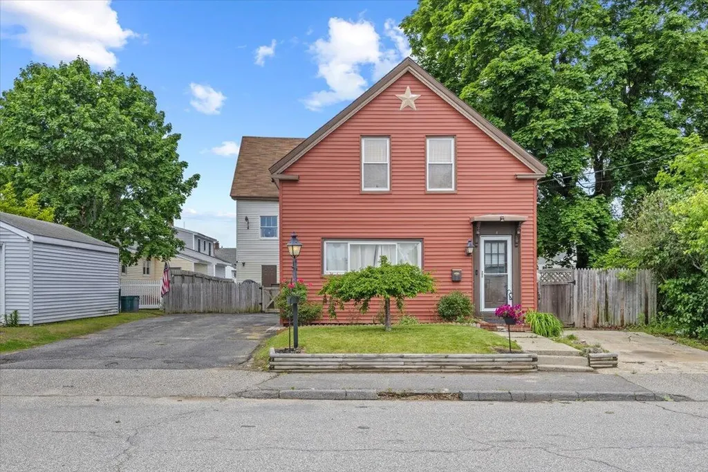 152 Prospect Street Biddeford ME 04005