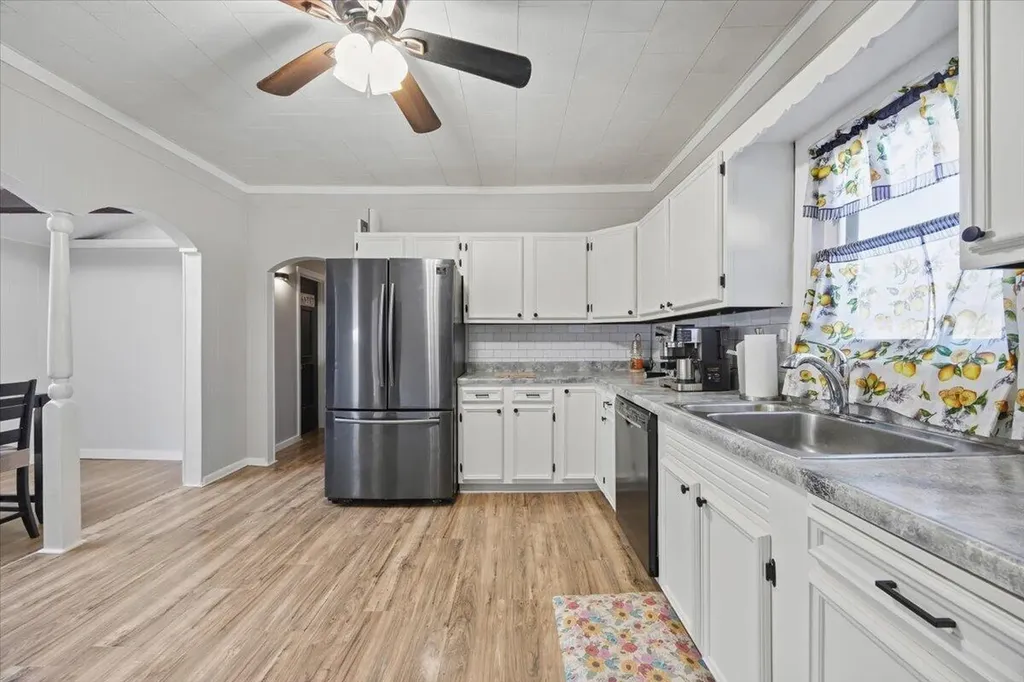 152 Prospect Street Biddeford ME 04005