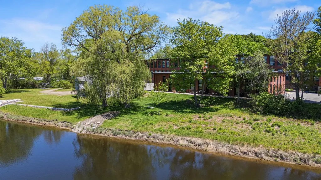 30 Lincoln Street Westbrook ME 04092