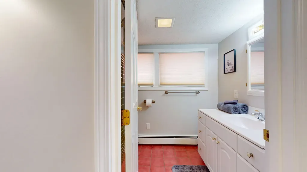 69 Scott Drive Monmouth ME 04259