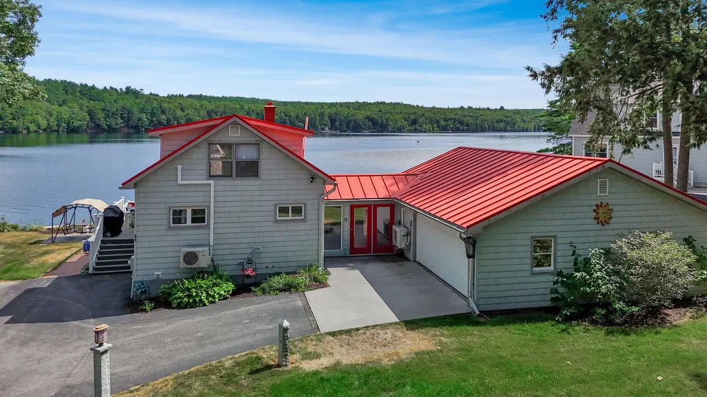 69 Scott Drive Monmouth ME 04259