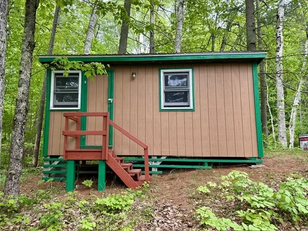 9 Goldfinch Lane Skowhegan ME 04976