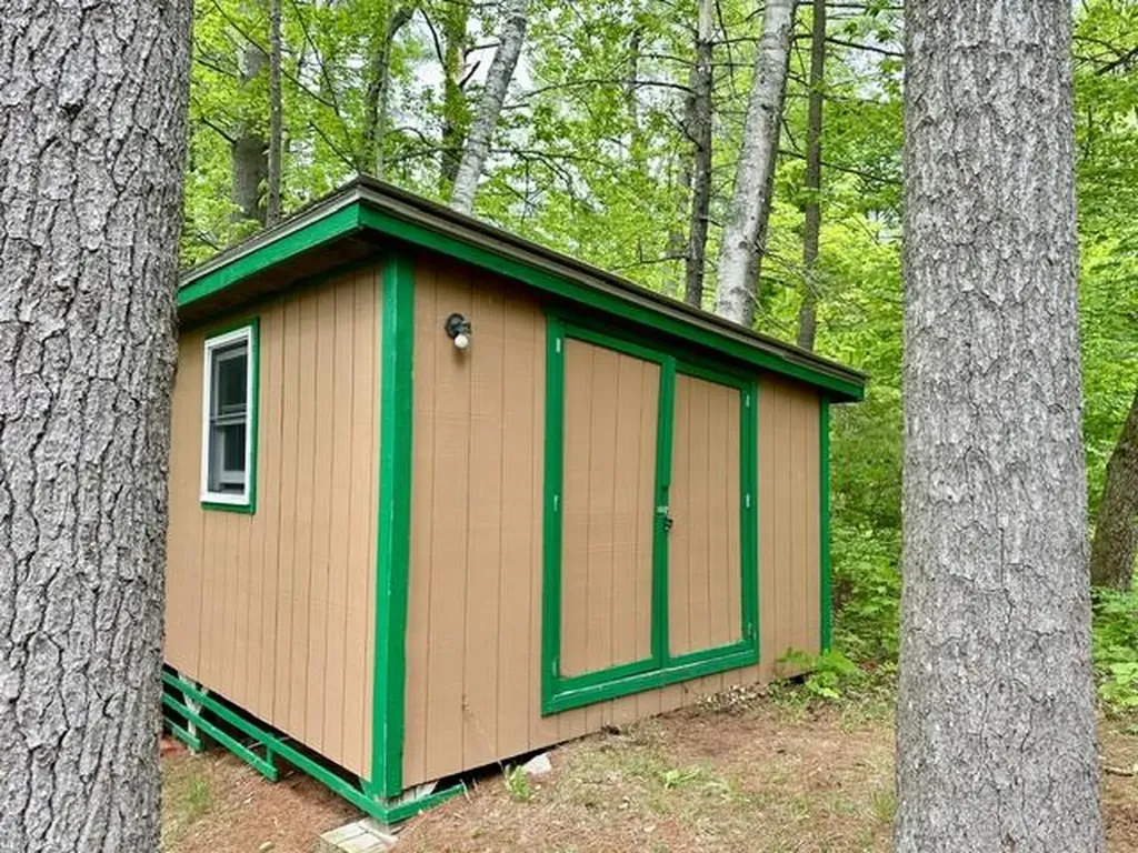 9 Goldfinch Lane Skowhegan ME 04976