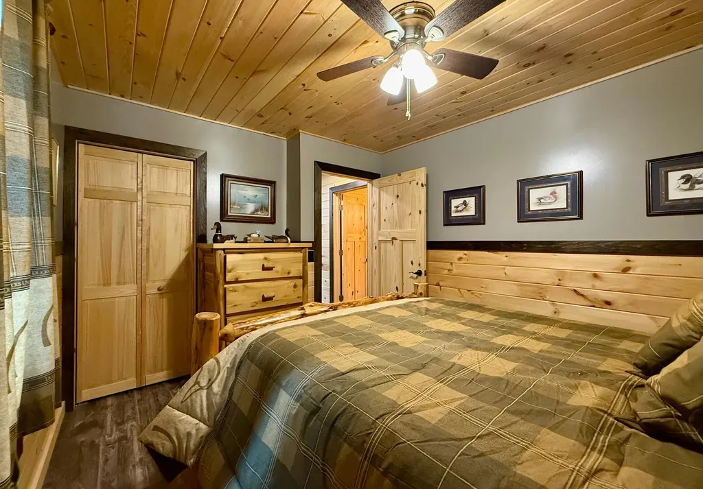 8 Breezy Knoll Lane Baileyville ME 04694