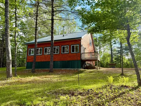8 Breezy Knoll Lane Baileyville ME 04694