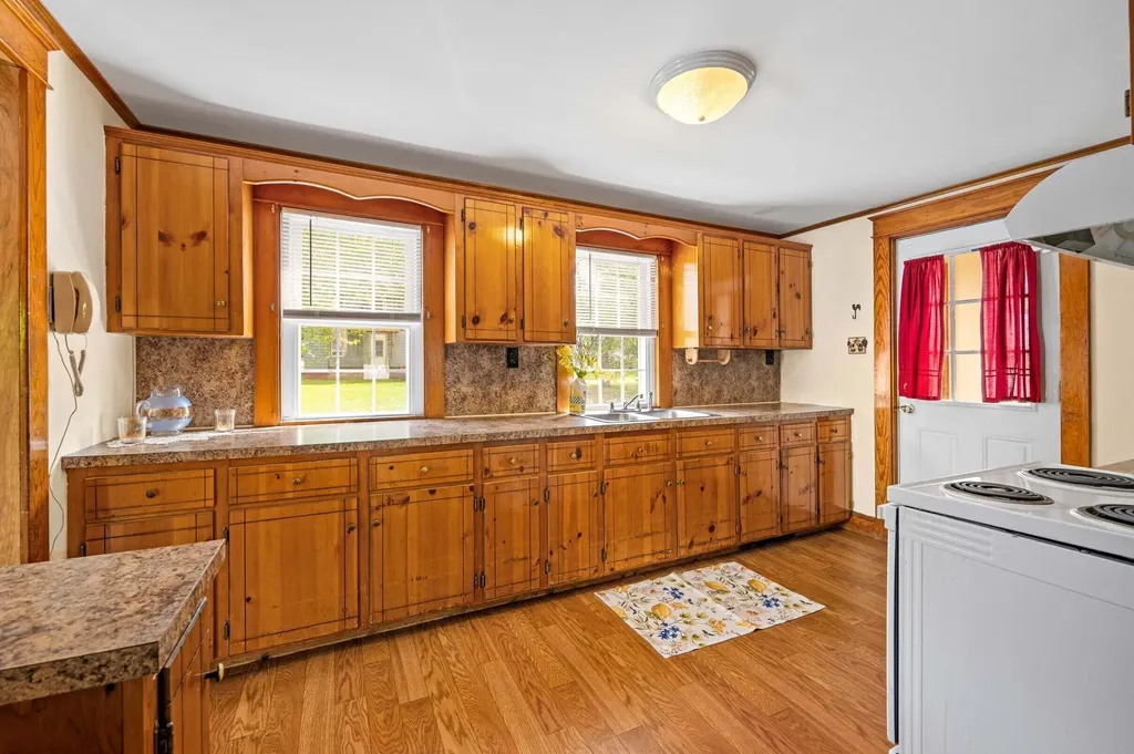 78 North Street Waterville ME 04901