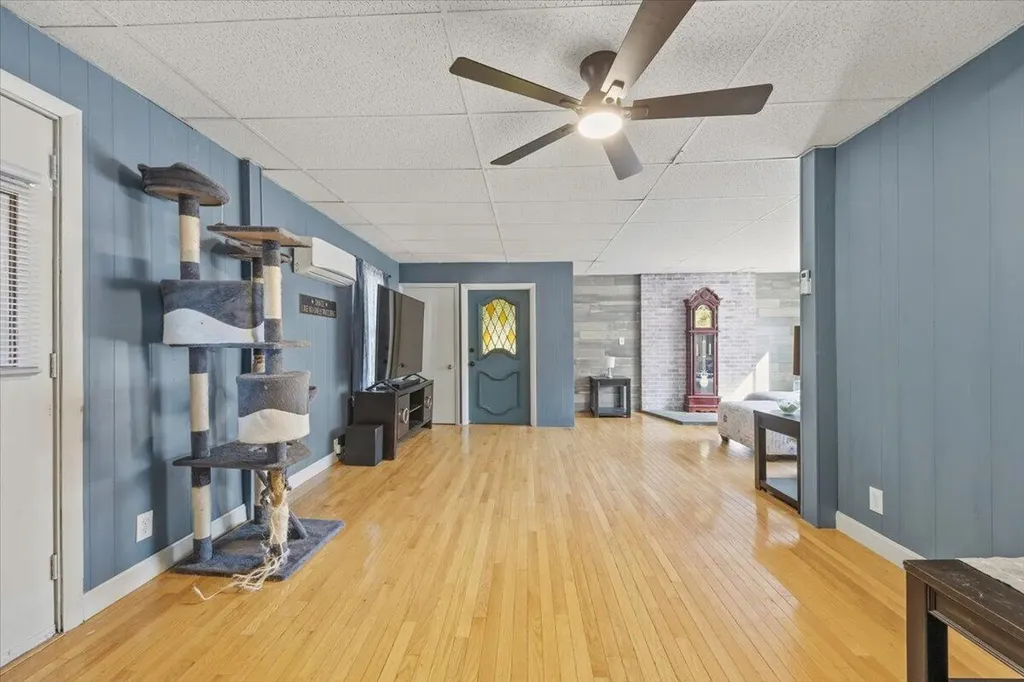 152 Prospect Street Biddeford ME 04005
