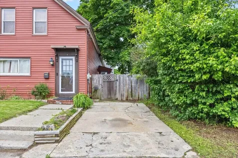 152 Prospect Street Biddeford ME 04005