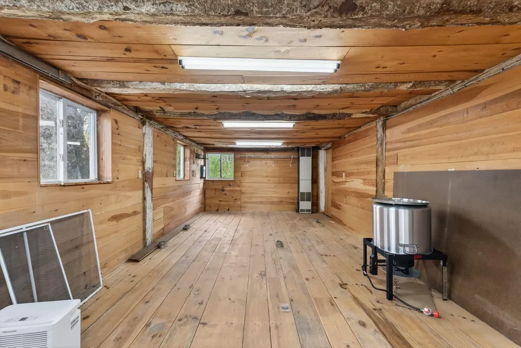 410 Intervale Road New Gloucester ME 04260