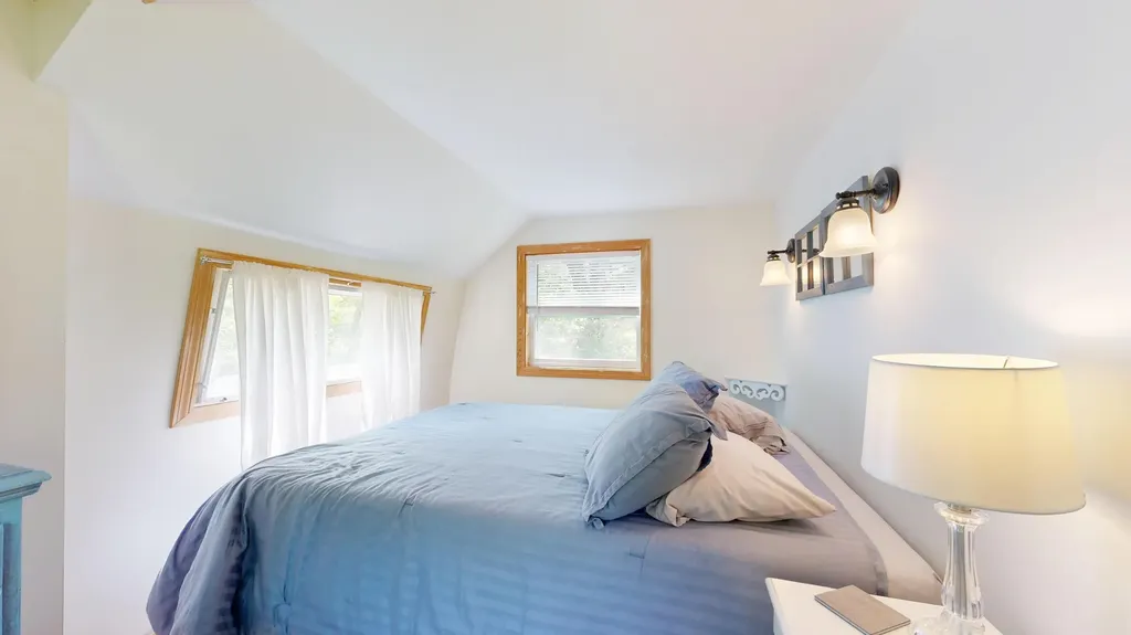 82 Rogers Neck Phippsburg ME 04562