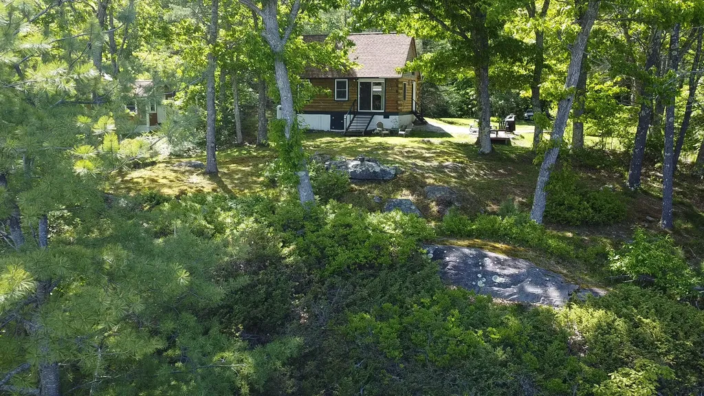 82 Rogers Neck Phippsburg ME 04562