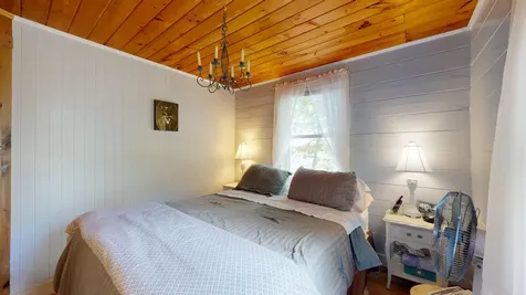 82 Rogers Neck Phippsburg ME 04562