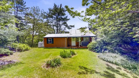 82 Rogers Neck Phippsburg ME 04562
