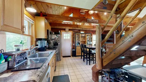 82 Rogers Neck Phippsburg ME 04562