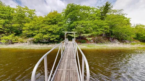 82 Rogers Neck Phippsburg ME 04562