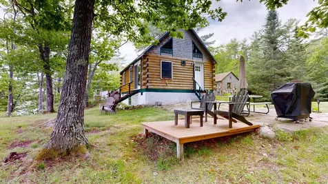 82 Rogers Neck Phippsburg ME 04562
