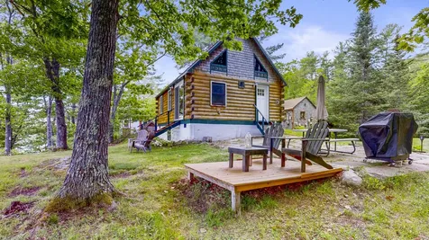 82 Rogers Neck Phippsburg ME 04562