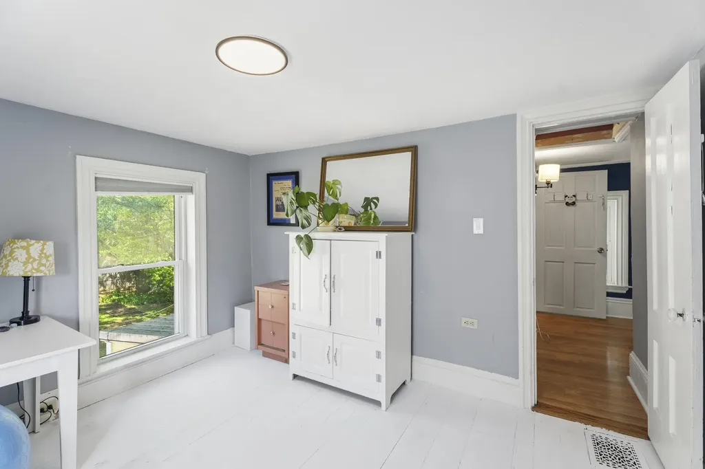 54 Chamberlain Street Brewer ME 04412