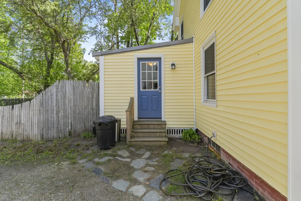 54 Chamberlain Street Brewer ME 04412