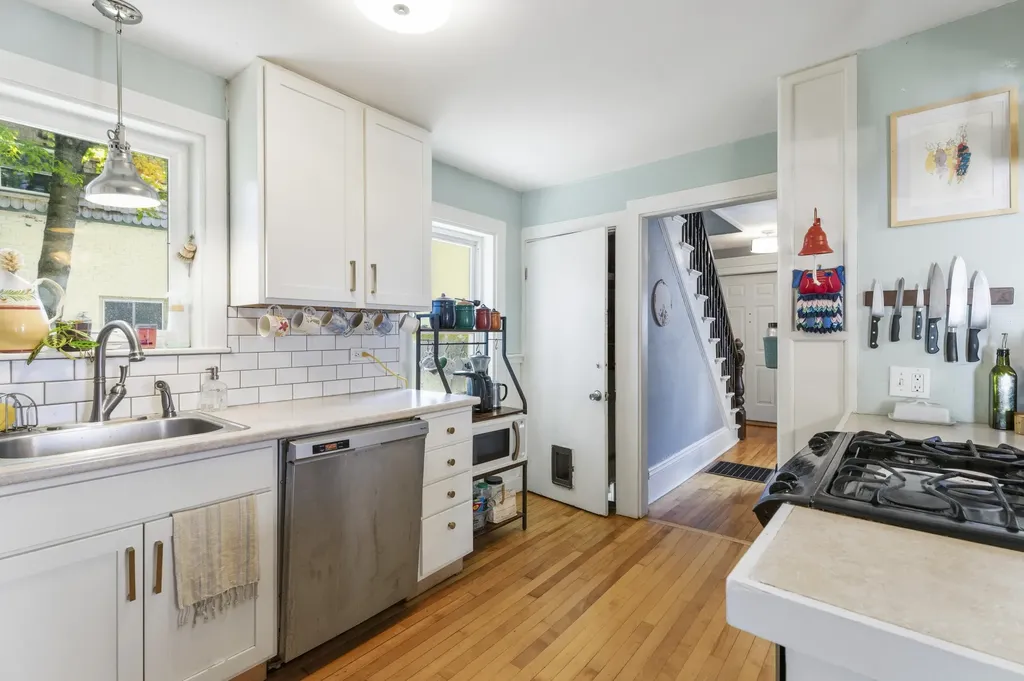 54 Chamberlain Street Brewer ME 04412