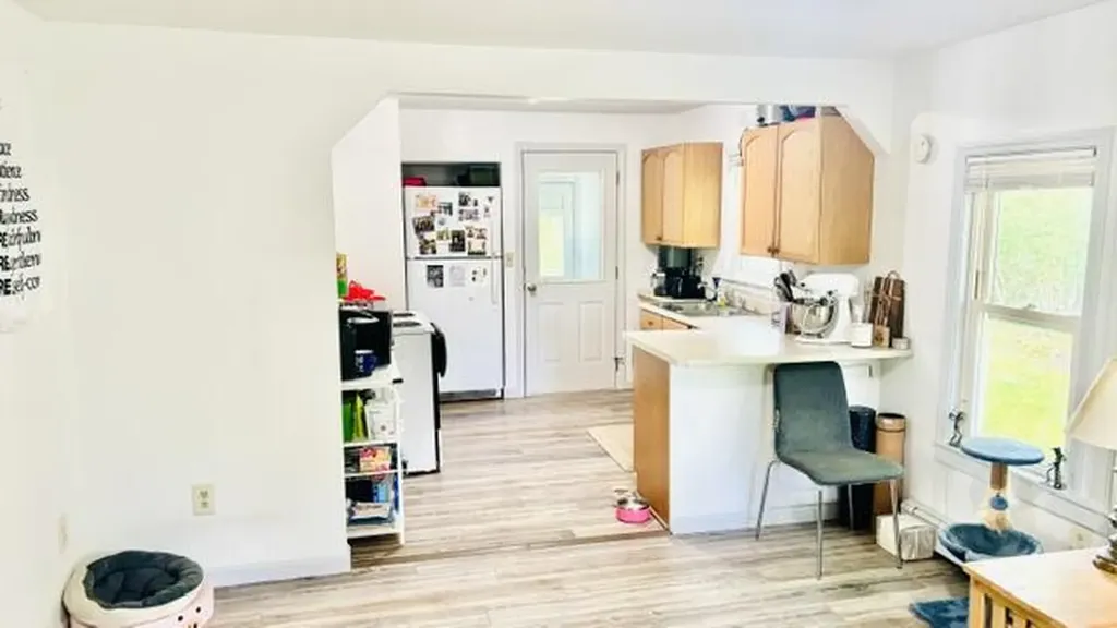 549 Roosevelt Trail Windham ME 04062