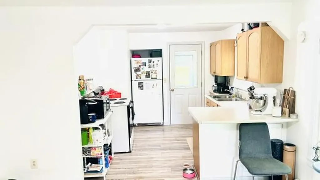 549 Roosevelt Trail Windham ME 04062