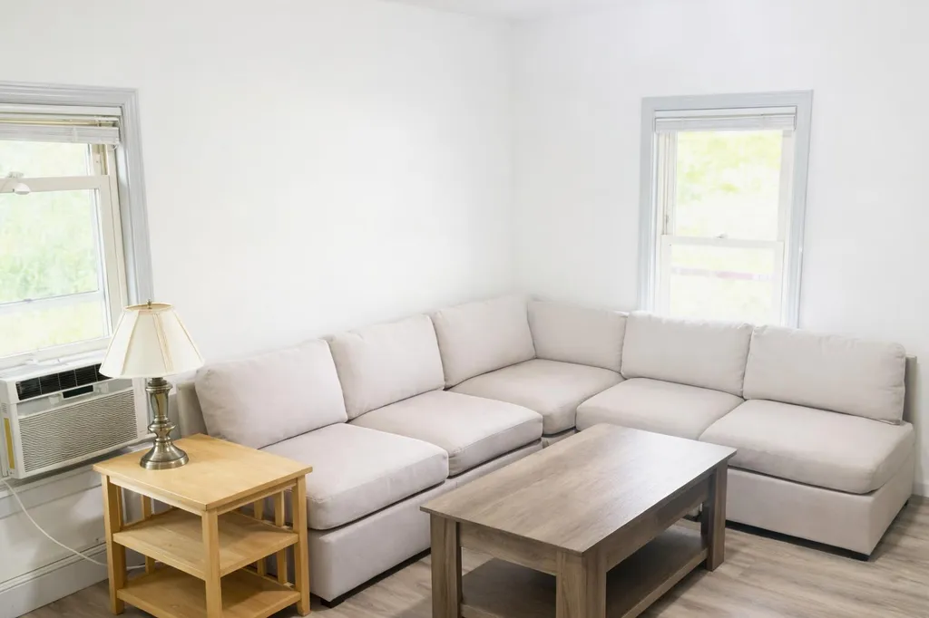 549 Roosevelt Trail Windham ME 04062