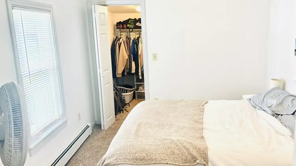 549 Roosevelt Trail Windham ME 04062