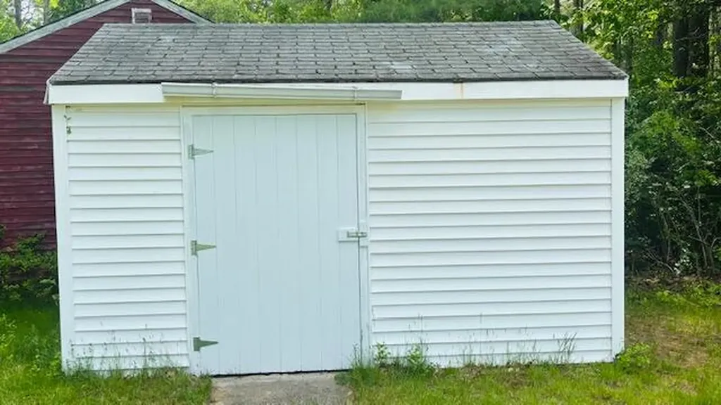 549 Roosevelt Trail Windham ME 04062