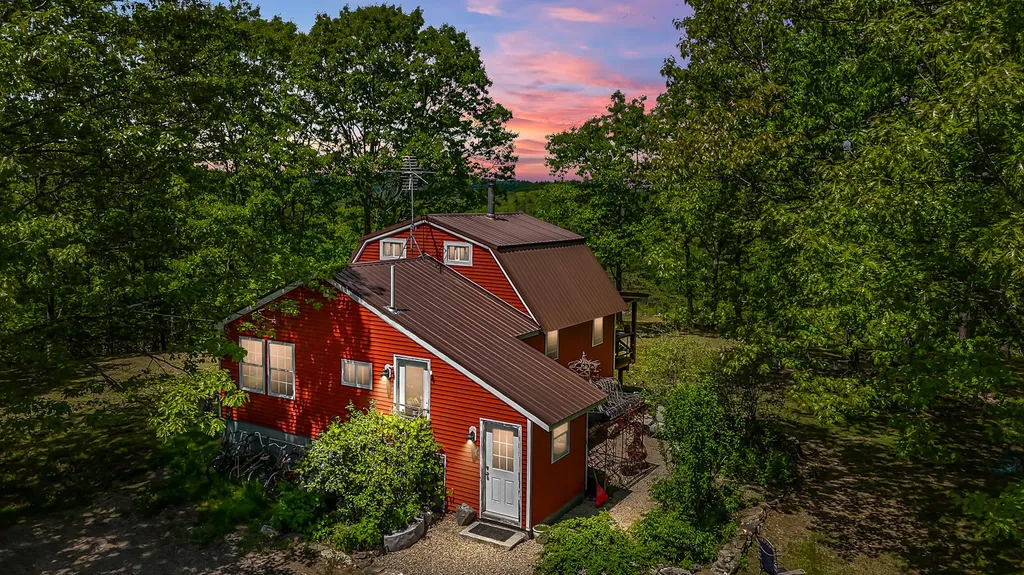 48 Piper Lane Parsonsfield ME 04047