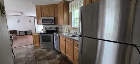 3 Redwood Drive Norway ME 04268