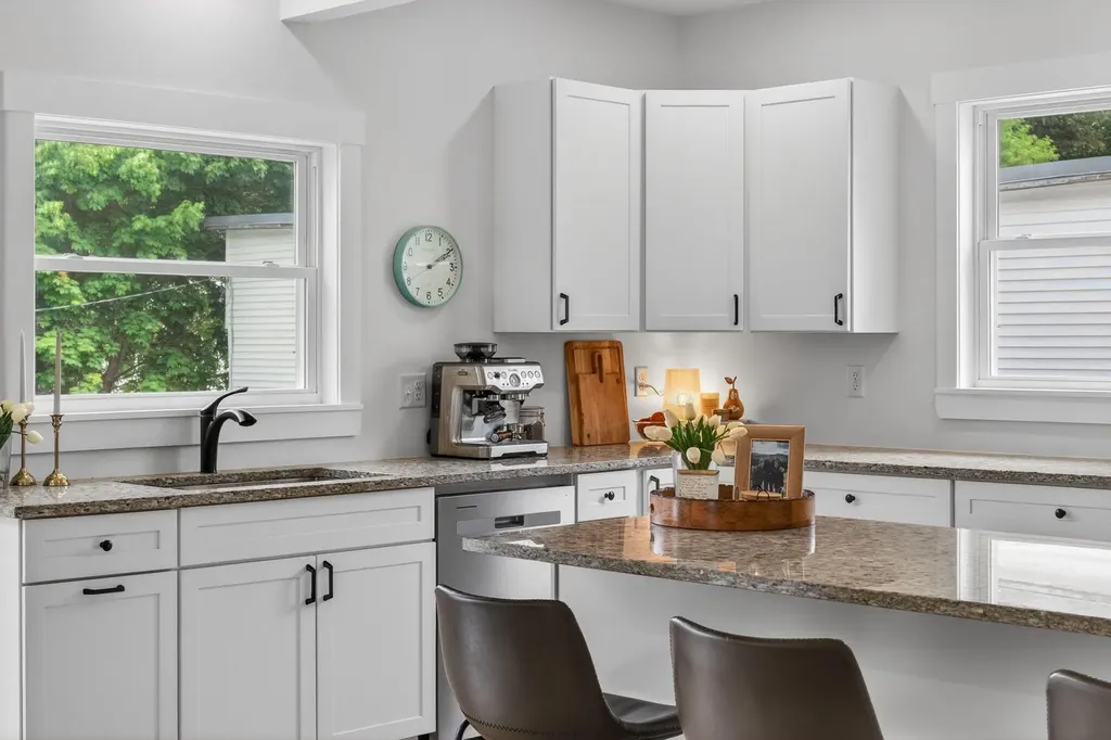 10 Salem Court Bangor ME 04401