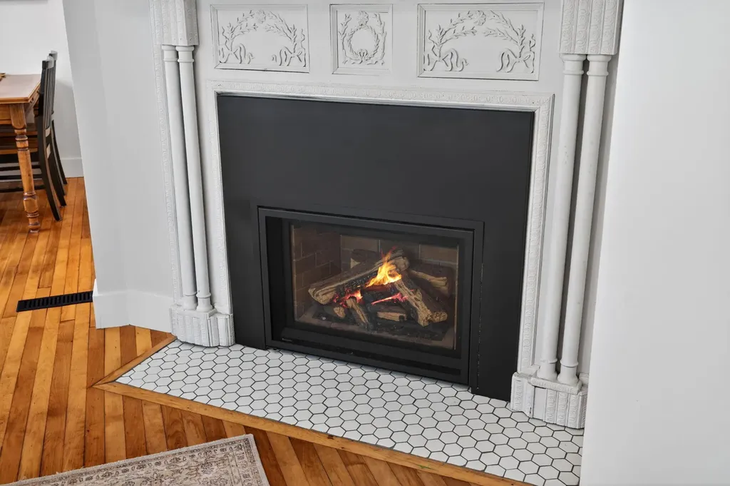10 Salem Court Bangor ME 04401