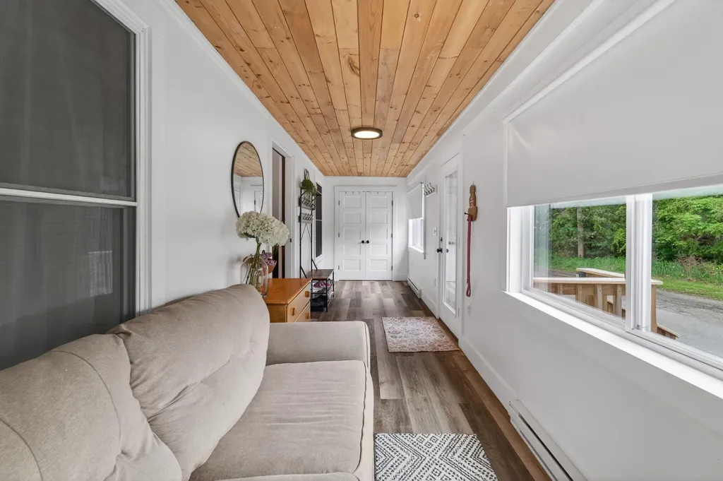 10 Salem Court Bangor ME 04401