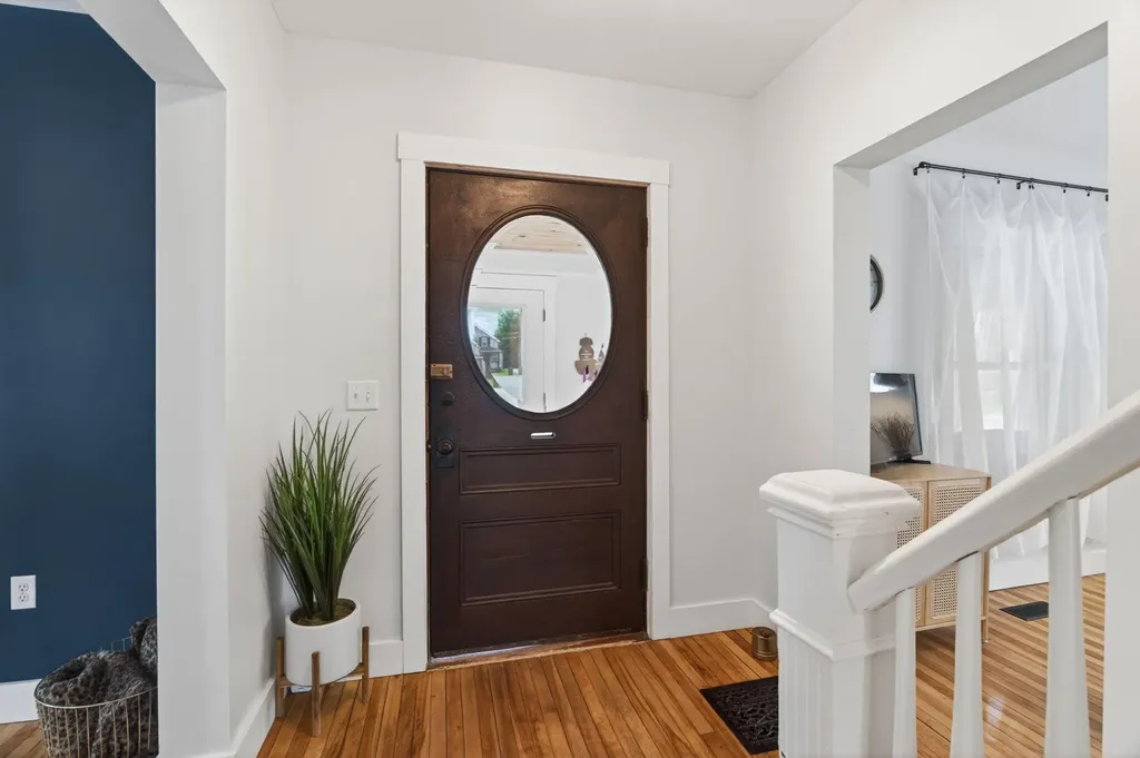 10 Salem Court Bangor ME 04401