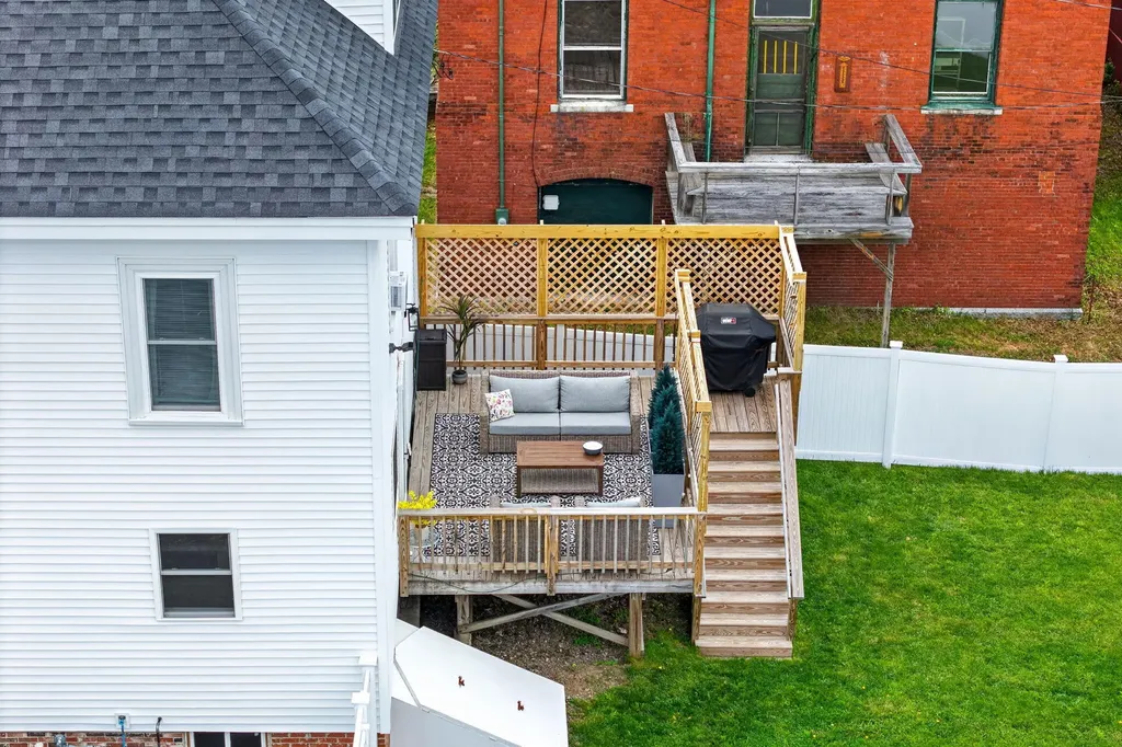 10 Salem Court Bangor ME 04401