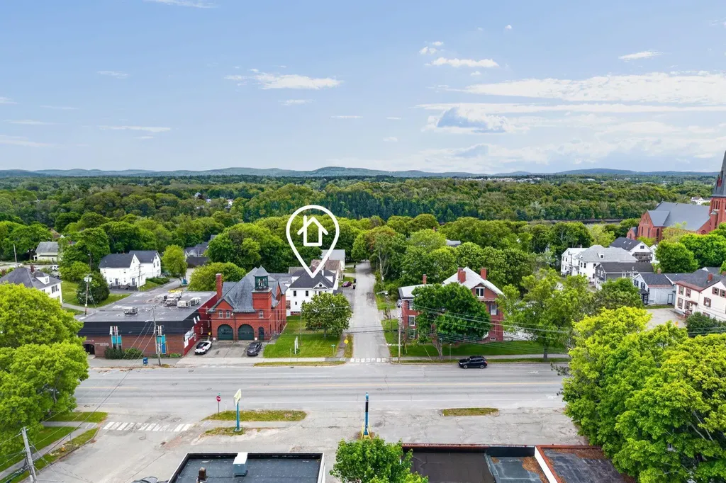 10 Salem Court Bangor ME 04401
