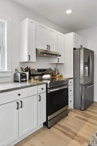 10 Salem Court Bangor ME 04401