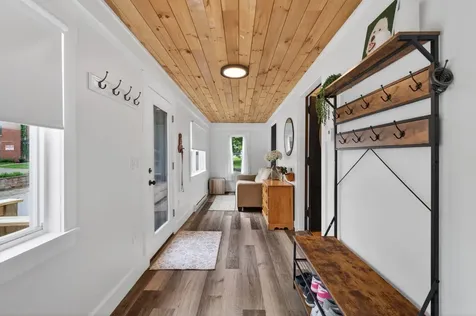 10 Salem Court Bangor ME 04401