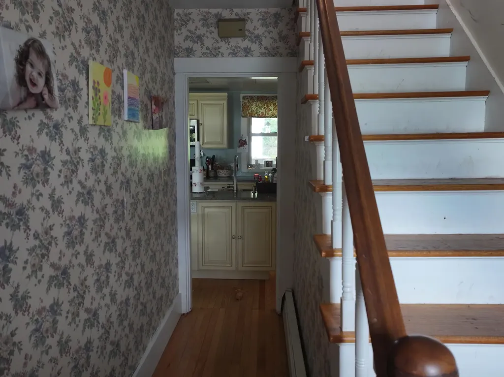 16 Bartlett Street Gardiner ME 04345