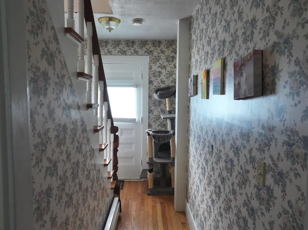 16 Bartlett Street Gardiner ME 04345