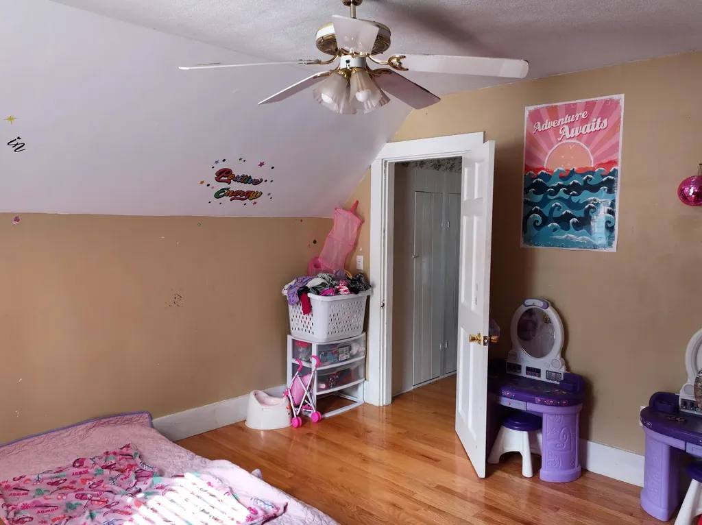 16 Bartlett Street Gardiner ME 04345