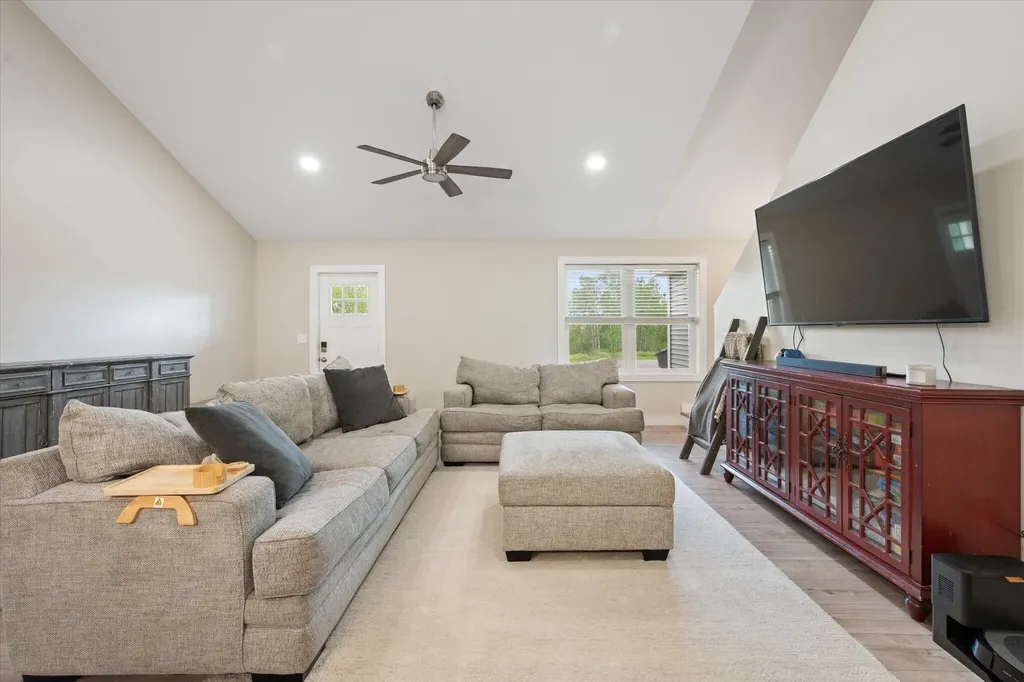 37 Beaver Creek Road Carmel ME 04419
