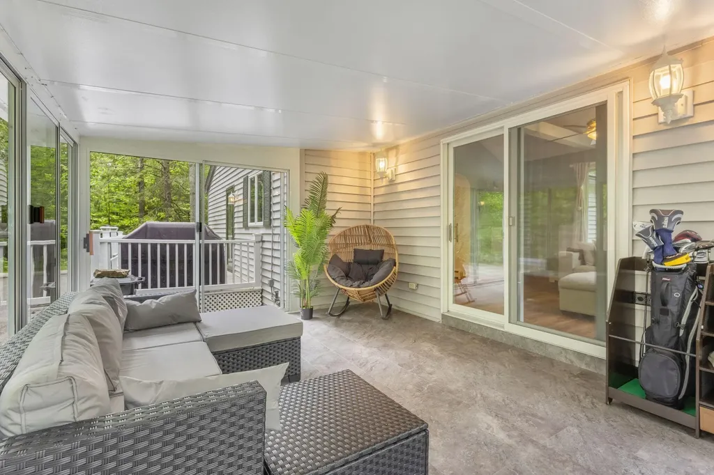 11 Frost Brook Lane Freeport ME 04032