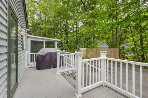 11 Frost Brook Lane Freeport ME 04032
