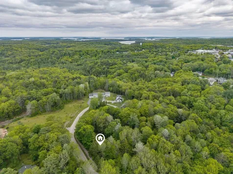 11 Frost Brook Lane Freeport ME 04032