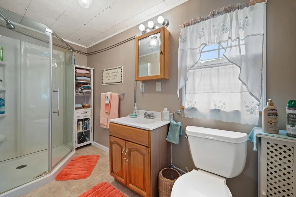 212 Sibley Road Burlington ME 04417