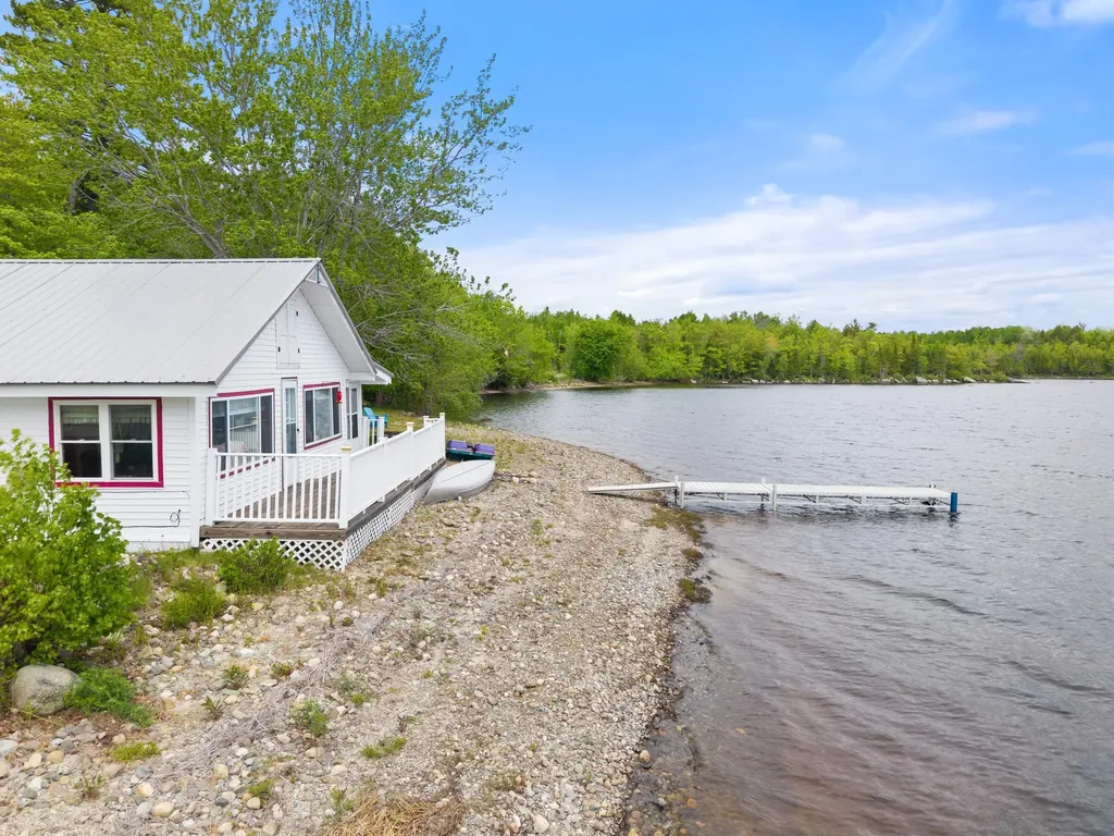 212 Sibley Road Burlington ME 04417