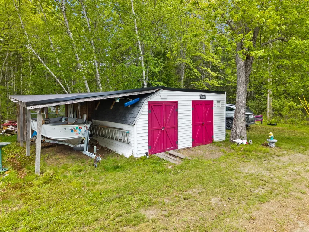 212 Sibley Road Burlington ME 04417